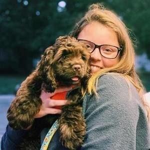 Meet your Posher, Abbey